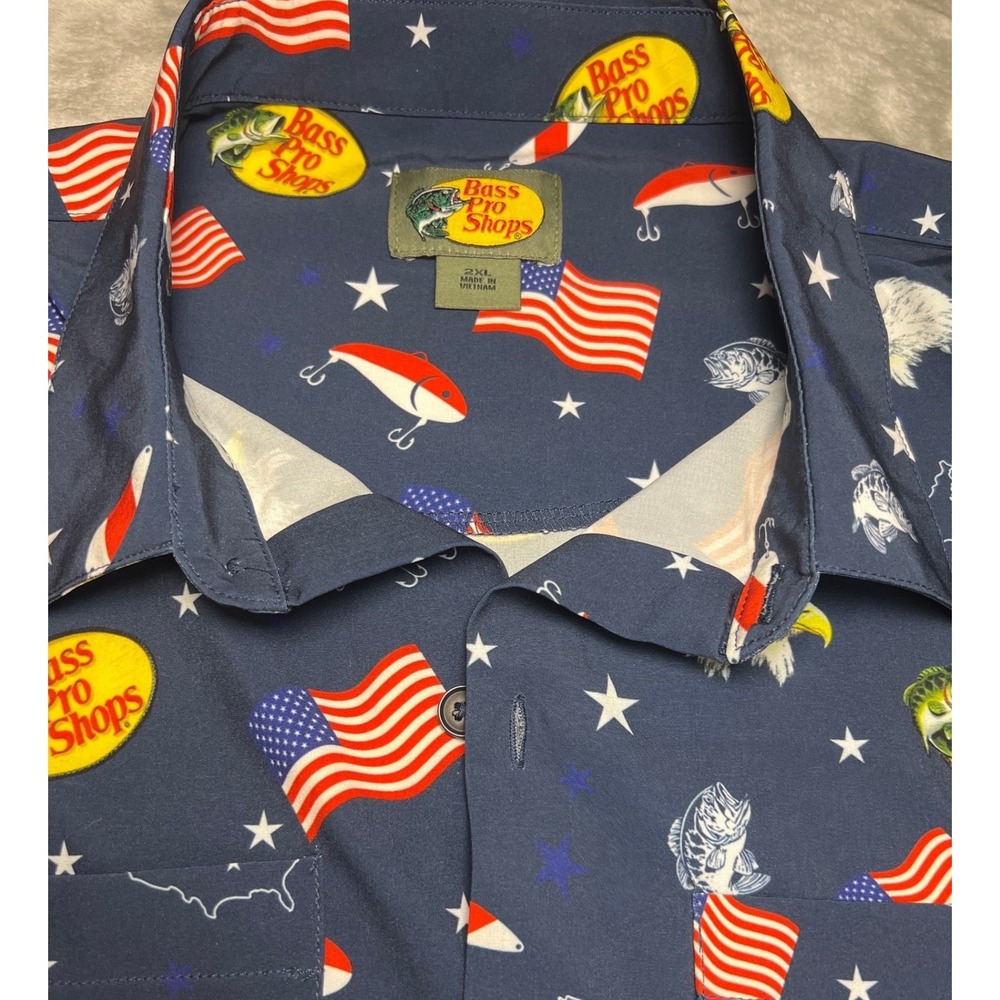 Bass Pro Shops Patriotic Fishing Shirt 2XL USA Flag Eagle July 4th Button Up NWT - Picture 4 of 10